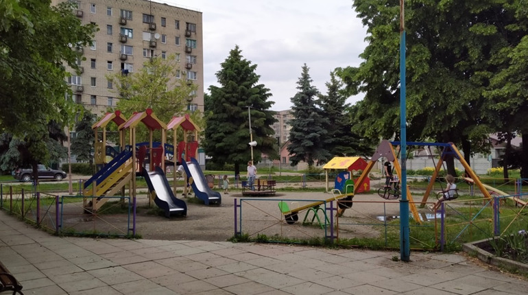 Скарги на воду, нове підприємство, гуманітарна допомога: яка ситуація у Жовтих Водах