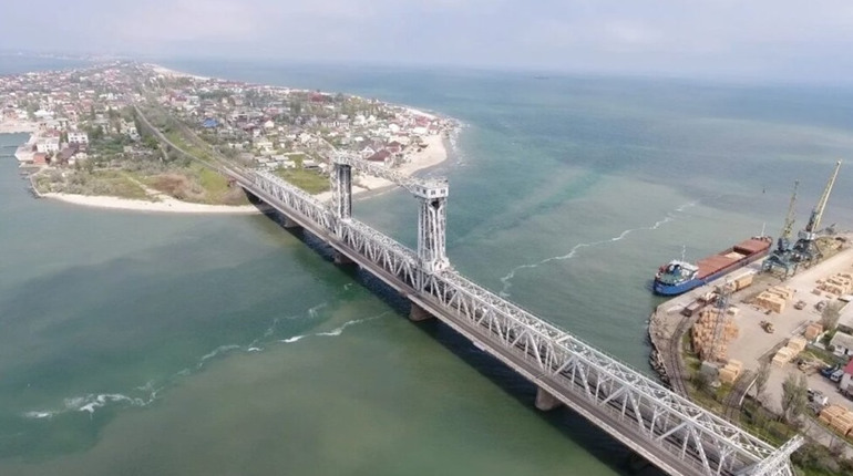 СБУ: на Одещині затримали агента РФ, який коригував ракетні удари по мосту через Дністровський лиман