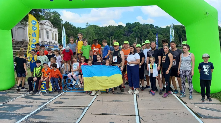 У Жовтих Водах відбулися змагання з дитячого дуатлону та біготлону