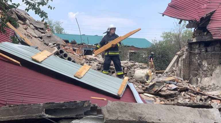 Авіаудари та обстріли, поранена 11-річна дівчинка: ситуація на Харківщині на 30 червня