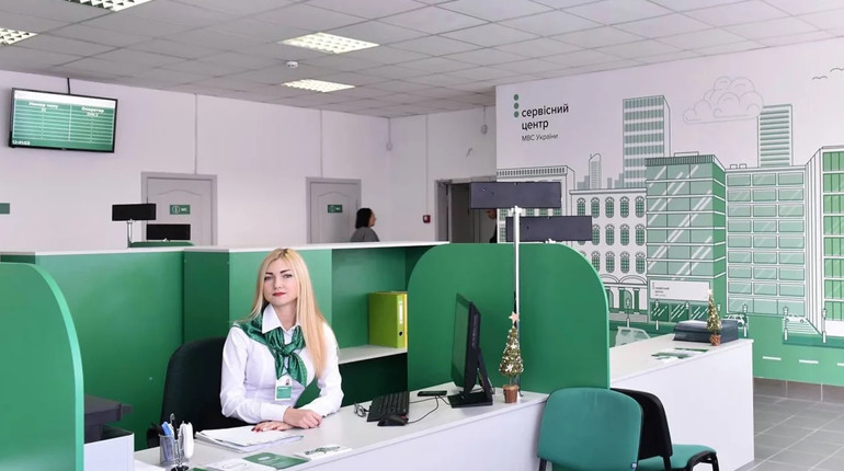 Термін дії свідоцтва автошколи та іспити у сервісних центрах: що чекає на майбутніх водіїв з липня