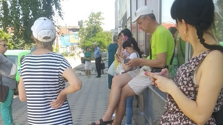 Нова Каховка майже без зв'язку