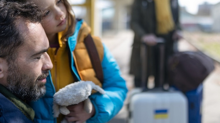 В Раді пропонують розширити список чоловіків, яким можна за кордон. Кому саме?
