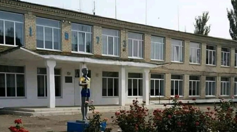 "З вересня плануємо дистанційне навчання": про освіту в окупованих Нижніх Сірогозах