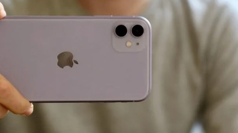 iPhone 11 - Чи варто купувати в 2022 році?