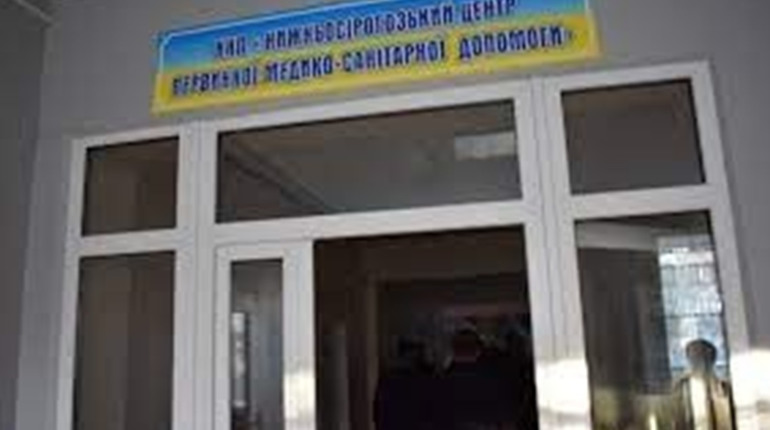 У Нижні Сірогози привезли вакцини для дітей та набори для хворих туберкульозом