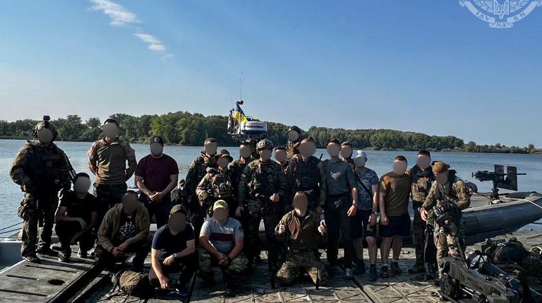 На Зміїному висадилися українські спецназівці: подробиці спецоперації та зачистки