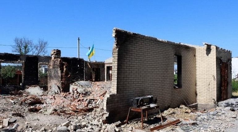 На межі знищення: села у чотирьох громадах Херсонщини потерпають від обстрілів росіян