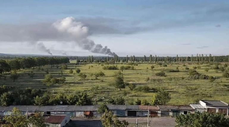 Парою штурмовиків завдано удар по скупченню сил противника на Херсонщині – ОК "Південь"