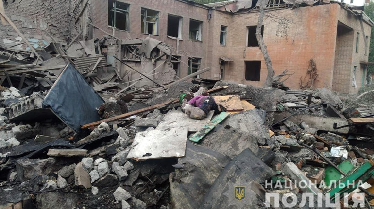 За добу ворог зруйнував 9 житлових будинків, з них два багатоповерхові, дитсадок, госпспоруди
