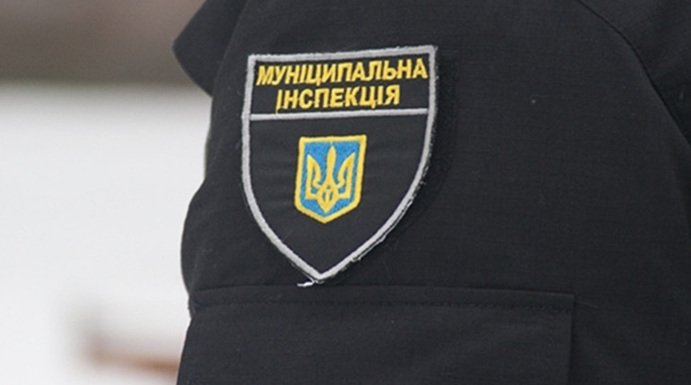 Майже 9 тисяч гривень «назбирали» за тиждень золотоніські інспектори з паркування