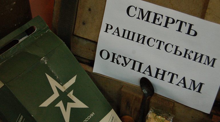 Сухпай орків, уламки ракет і гільзи від танку: показуємо унікальну експозицію у Жовтих Водах