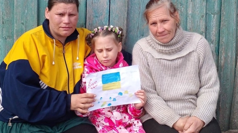 Живе на кордоні, потребує допомоги і чекає Перемоги: історія 10-річної Даши