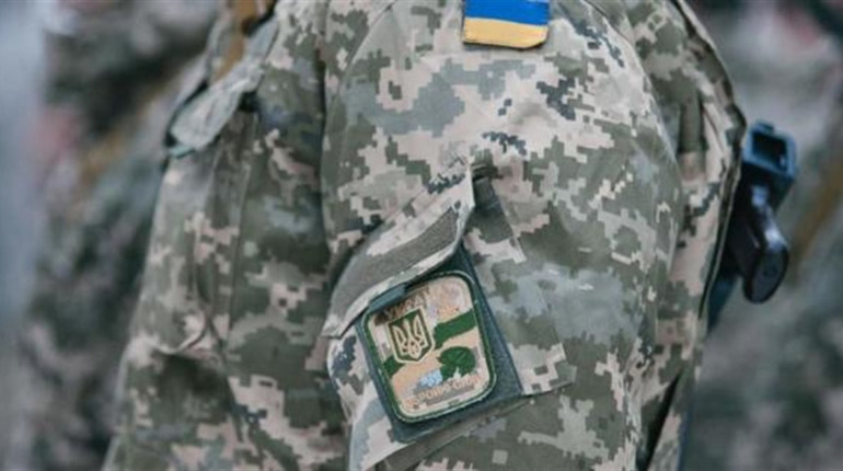 Вітаміни та порошок: що необхідне южненським військовим