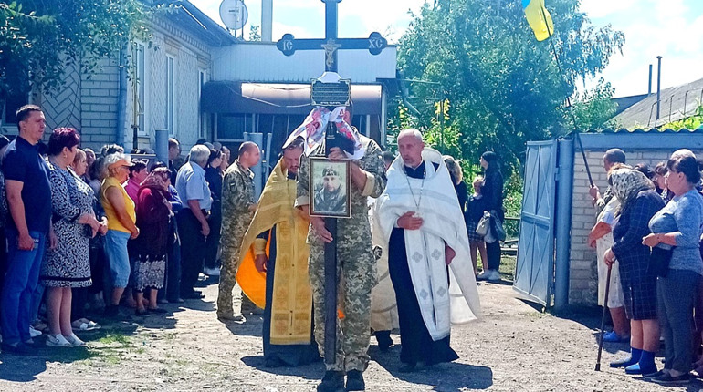 Ніжин в останню путь проводжав свого Героя