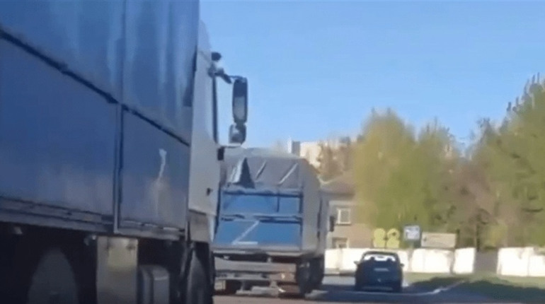 Мародерство у великих масштабах. Окупанти з Луганщини вивозять зерно