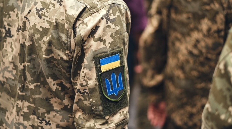 Мобілізація студентів: кого випустять із країни, а кого призвуть до армії