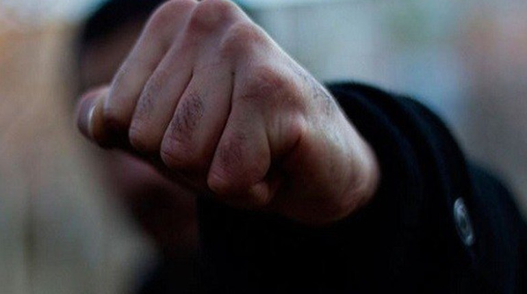 У Дубровиці чоловік побив військового, бо той вручав йому повістку