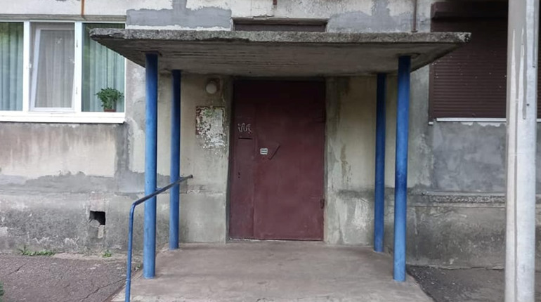 У Жовтих Водах за крадіжку грошей затримали 63-річну жінку