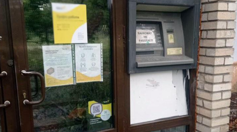 Поліція затримала грабіжників банкоматів: зловмисники орудували зокрема у Торецьку та Нью-Йорку