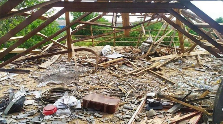 Ворог обстріляв Гуляйполе: зруйновані будинки та гаражні приміщення