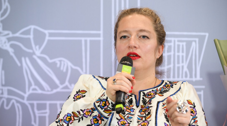 Літо чи зміна виробника вакцини — не привід не щепитися: роз’яснює лікарка Катерина Булавінова