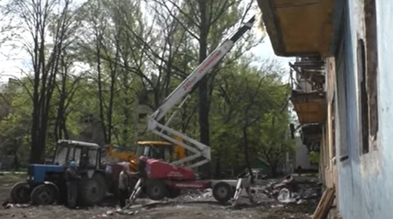У Добропіллі обстежують майно, що постраждало від ворожих обстрілів. Чи буде компенсація