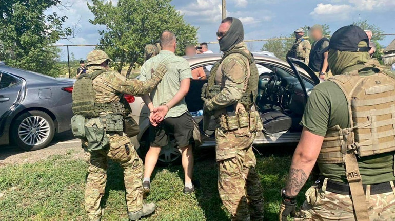 На Одещині моряки-ухилянти платили 3000 доларів, щоб виїхати за кордон. Фото, відео затримання