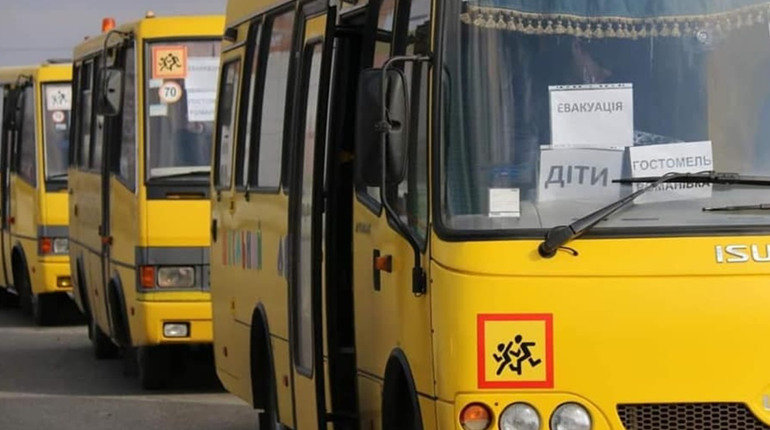 На Донеччини батьків попереджають про кримінальну відповідальність при відмові евакуюватися