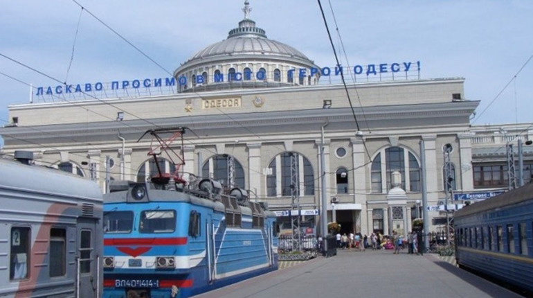 Чи правда, що мешканців Одещини терміново евакуюють, а росіяни готуються до наступу?