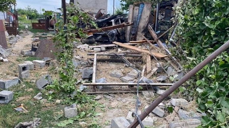 У Херсоні окупанти захопили мережу АЗС, а в Олешках - базу відпочинку - поліція