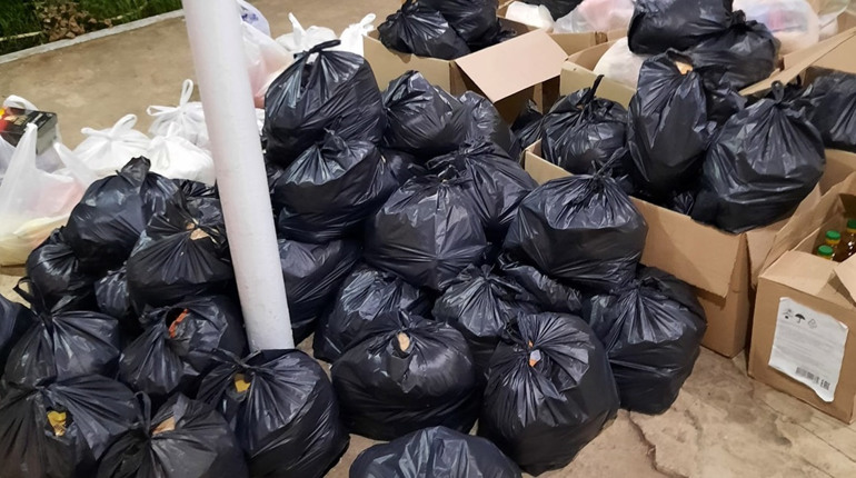 Волонтери благодійного фонду “Підтримки Сірогозщини” доставили гумдопомогу в 4 села громади