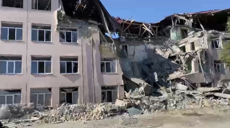 Внаслідок ворожого обстрілу загинула вчителька Нововоронцовської школи