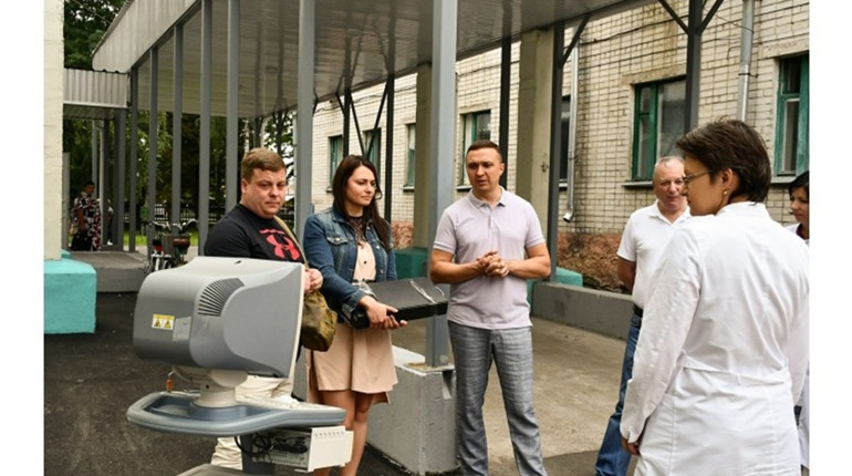 Ніжинській центральній міській лікарні передали УЗД-апарат