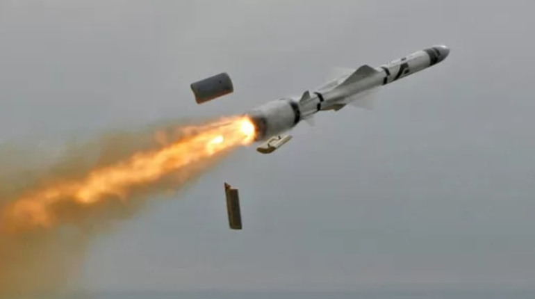 За 45 кілометрів від Южноукраїнська збили ворожу ракету. Дивіться наслідки