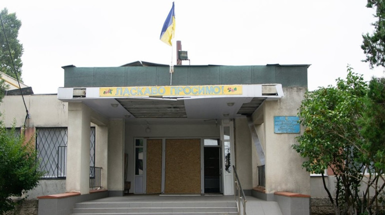 Усі класи постраждали: школа у селі Дачне ще довго не зможе прийняти учнів
