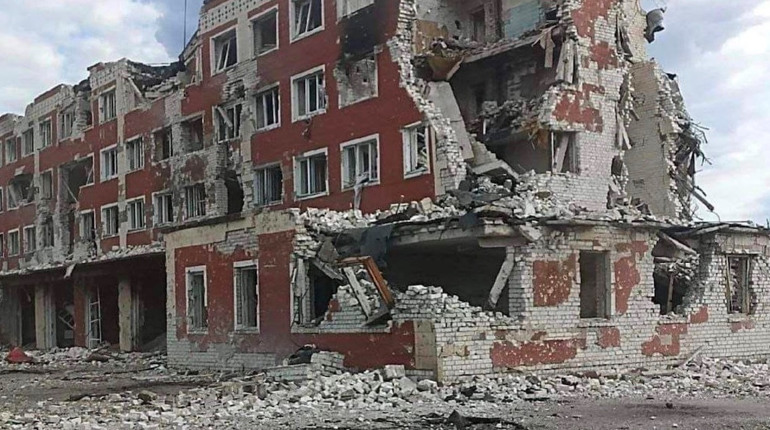 Ходили містом і спостерігали жах. Розповідь росіянки про приїзд до окупованого Рубіжного