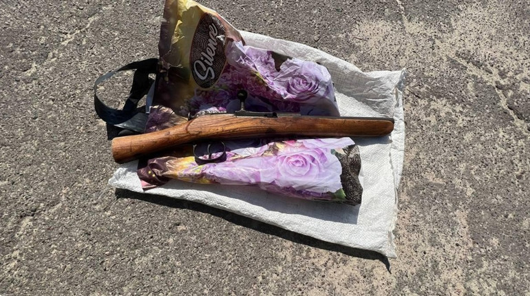 У жителів Вараського району поліцейські вилучили обріз і набої