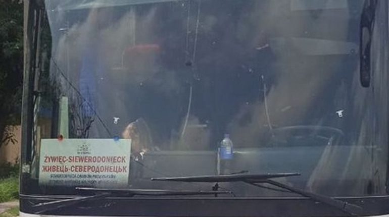 На трасі Київ-Чоп патрульні відсторонили від керування водія автобуса з ознаками сп'яніння