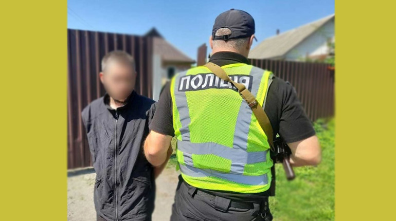 Вкрав алкоголь та втік: грабіж на автозаправці в Леонівці, що на Кагарличчині