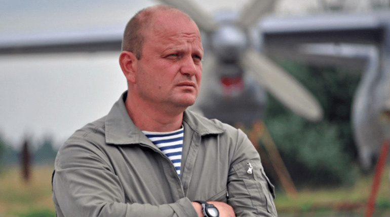 Загинув у небі, яке любив і боронив. Як льотчик з Миколаєва став національною легендою