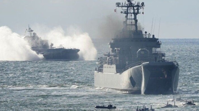13 кораблів, 3 надводних ракетоносії та 24 "калібри": у Чорному морі ворог й далі зосереджує сили