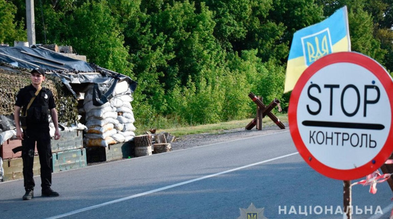 Гранатомети, кулемети та тротилові шашки: на Полтавщині у місцевих вилучили зброю