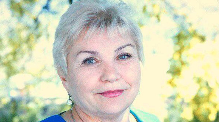 Відмінницею стала на сьомому десятку літ