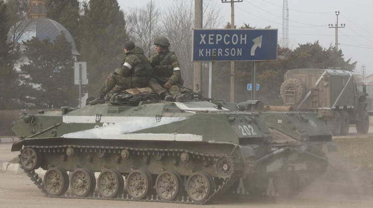 Через Мелітополь армія рф перекидає техніку у бік Херсону