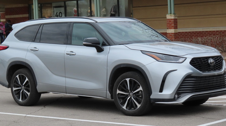 Дрогобицький лісгосп хоче купити Toyota Highlander в максимальній комплектації за 2,5 млн грн
