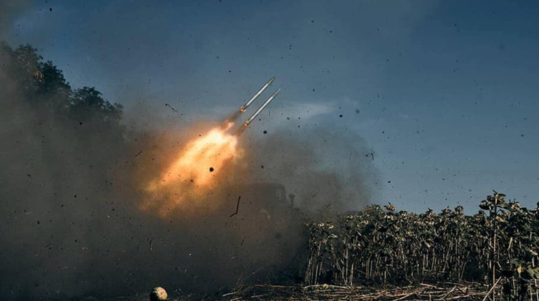 На півдні України ЗСУ збили штурмовик окупантів Су-25 та знищили понад 80 загарбників