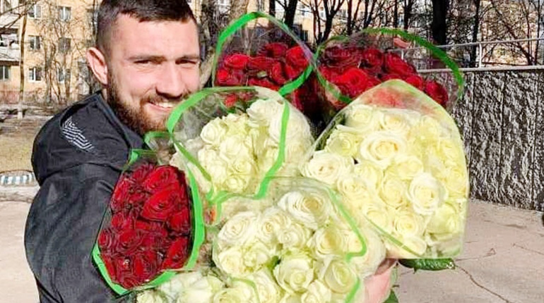 «Я не можу сидіти в підвалі, коли вбивають дітей». Юрій Ворона останній бій прийняв у Лукашівці