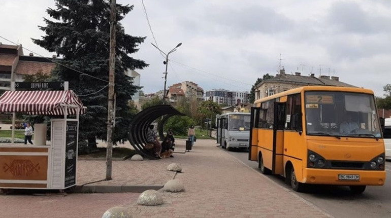 У Дрогобичі замінили 4 автобуси на нові та комфортніші й встановлять на них валідатори
