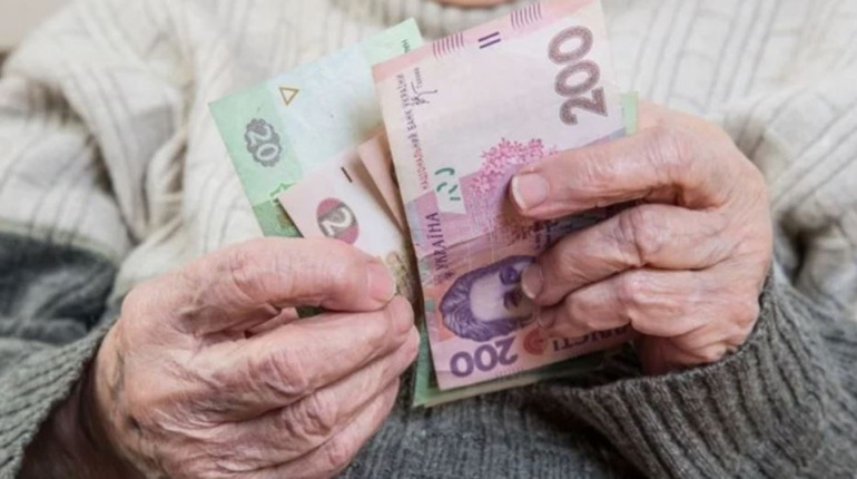 У жовтні 2022-го держава збільшить пенсії окремим категоріям пенсіонерів